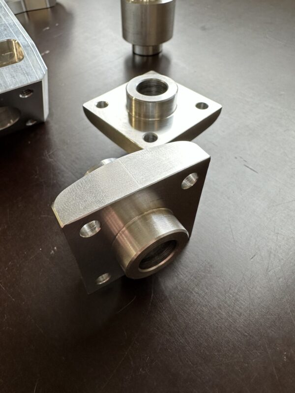 FRONT UPRIGHT WND RX - Image 8